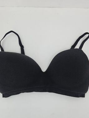 Victoria's Secret Black Seamless Lightly Padded T-Shirt Bra
